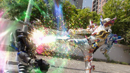 Kamen Rider Build kick!